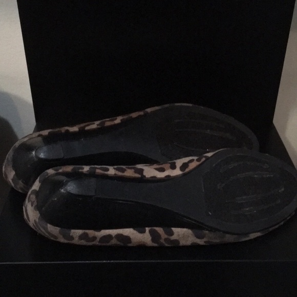 SM New York Leopard Wedge Sandal - Picture 3 of 4